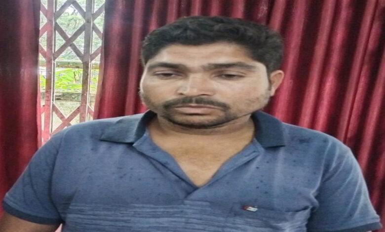 पटवारी के साथ मारपीट करने वाले दंपती गिरफ्तार