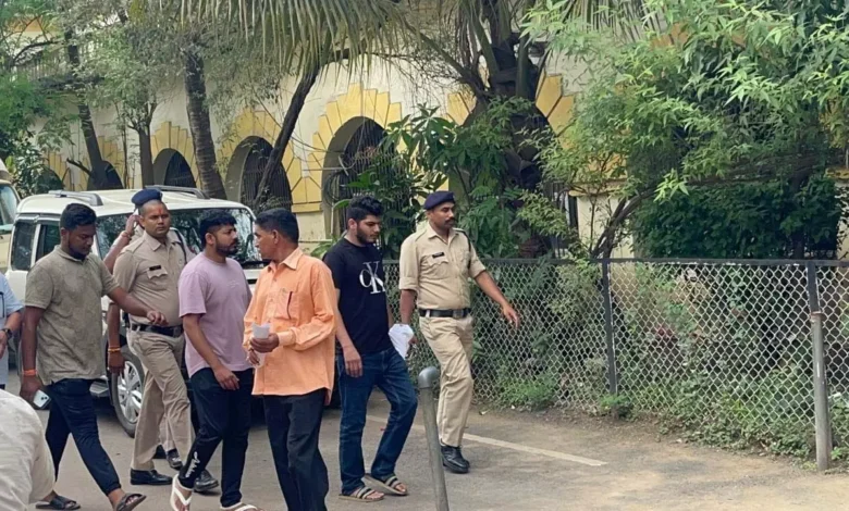 शोएब ढेबर , अशांति ,आरोप, पुलिस , जेल, Raipur, रायपुर, प्रार्थी अब्दुल मोबिन, पिता अब्दुल असलम ,Shoaib Dhebar, unrest, allegation, police, jail, Raipur, applicant Abdul Mobin, father Abdul Aslam,