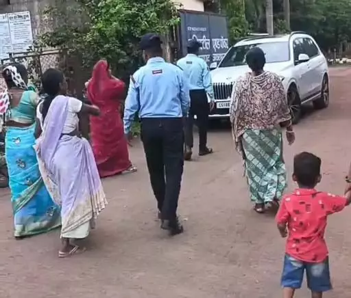 बिलासपुर,छत्तीसगढ़, बिलासपुर , राशि पावर प्लांट , खिलाफ, प्रदर्शन , महिला, कंपनी , डायरेक्टर ,Bilaspur, Chhattisgarh, Bilaspur, Rashi Power Plant, Against, Demonstration, Woman, Company, Director,