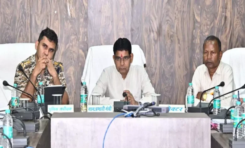 शासकीय योजनाओं, क्रियान्वयन , विकास कार्यों ,समीक्षा,Government schemes, implementation, development works, review,