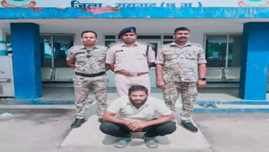 सट्टा,युवक , पुलिस , सट्टा पर्ची , नकदी जब्त, Raigarh, रायगढ़, खरसिया पुलिस ,Satta, youth, police, Satta slip, cash seized, Raigarh, Raigarh, Kharsia Police,