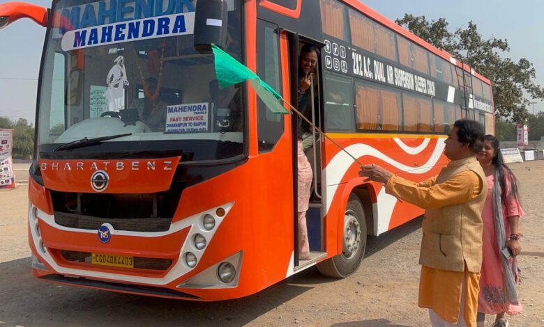 100 से अधिक श्रद्धालु कुंभ स्नान के लिए रवाना, करेंगे छत्तीसगढ़ की सुख–शांति की कामना