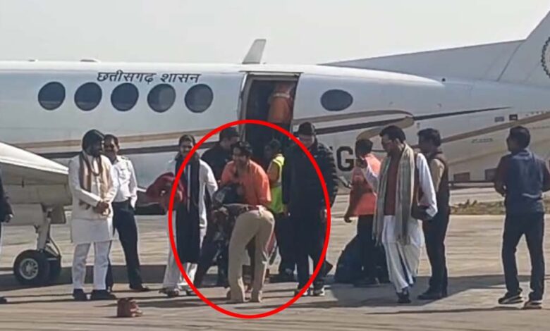 सरकारी ड्यूटी में आस्था का प्रदर्शन, TI मनीष तिवारी का नया वीडियो वायरल