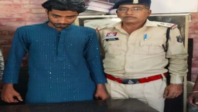 Under the leadership of DCP Mayank Gurjar, a drug tablet seller was arrested.